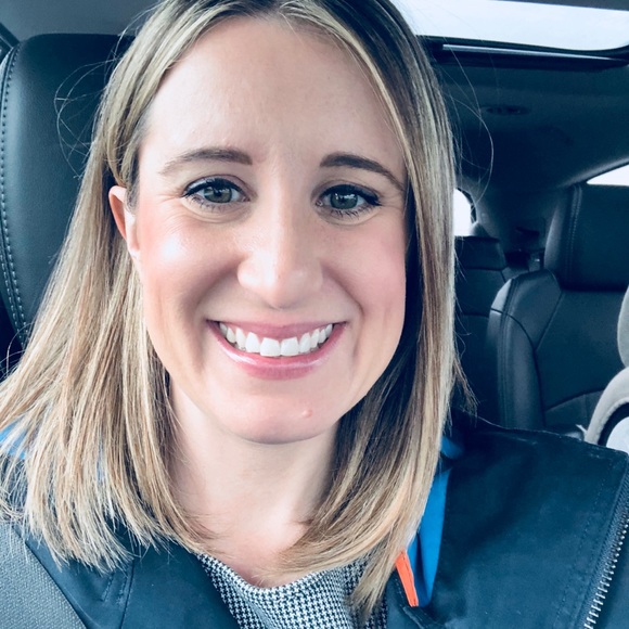 Meet your Posher, Sarah - Picture 1 of 1